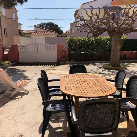 T5 Avec Jardin, 100m Plage, Clim, Wifi, Pour 8-10 Pers, - Fr-1-81-524 Villa Le Barcarès