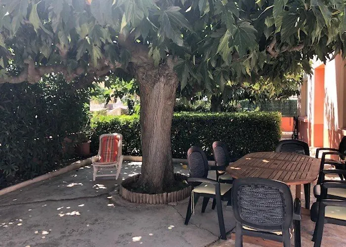 T5 Avec Jardin, 100m Plage, Clim, Wifi, Pour 8-10 Pers, - Fr-1-81-524 Le Barcarès
